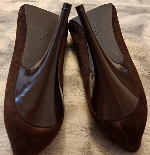 BCBG Brown Suede Heels With Open Toe - Picture 6 of 9